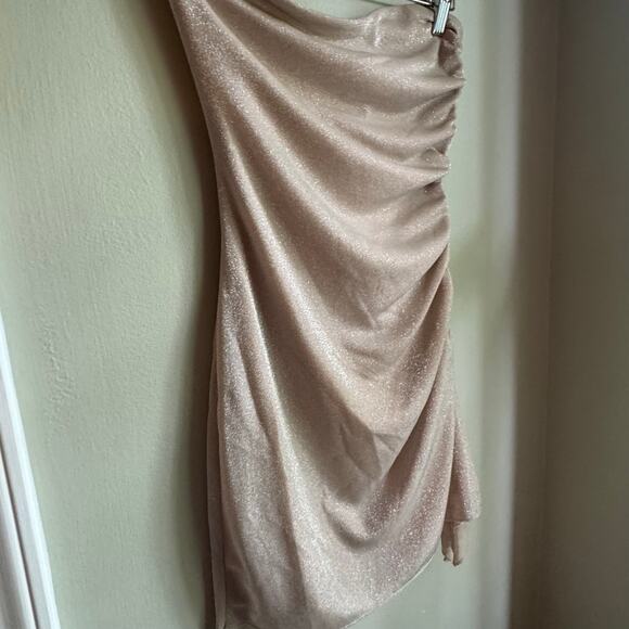 Princess Polly Donelli Metallic Strapless Minidress Champagne Bodycon Ruched NWT - Picture 4 of 9